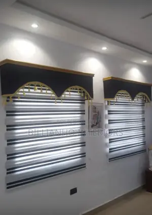 Day Night Blinds With Fancy Boards
