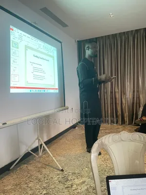 Expert Hospitality Setup & Business Growth Consultant