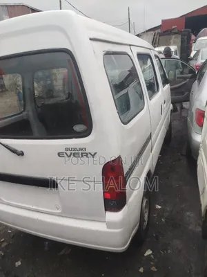 Suzuki Every 2010 White