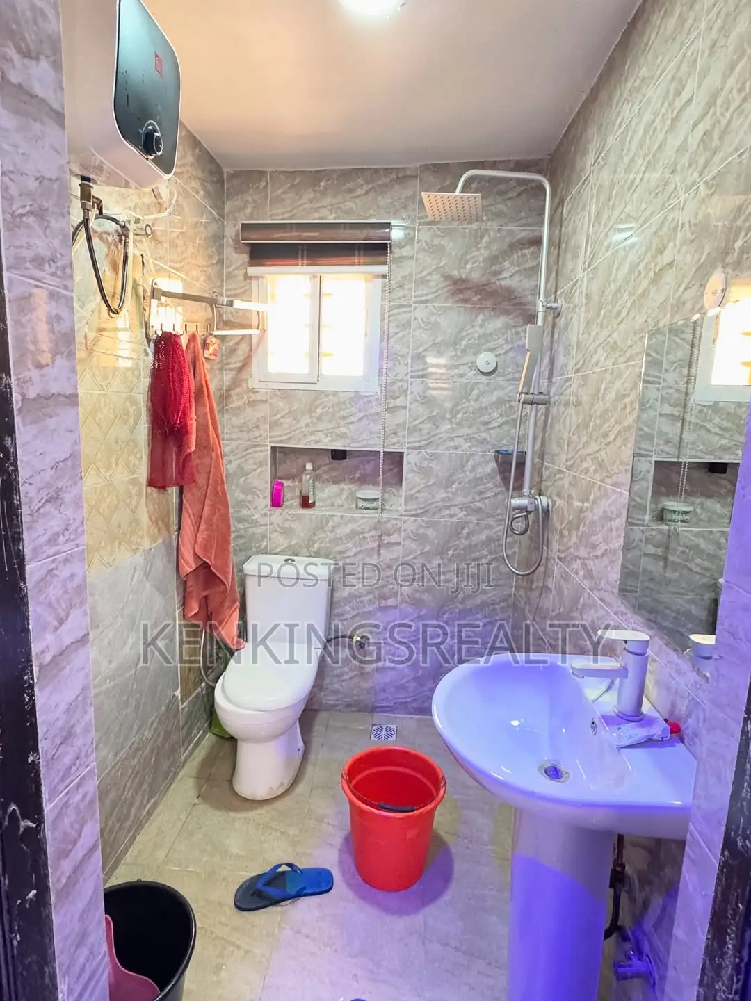4bdrm Townhouse / Terrace in Life Camp for rent
