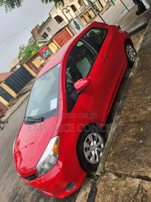 Toyota Yaris L Hatchback 3dr 2013 Red