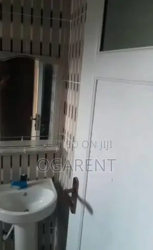 2bdrm Apartment in Benin City for rent