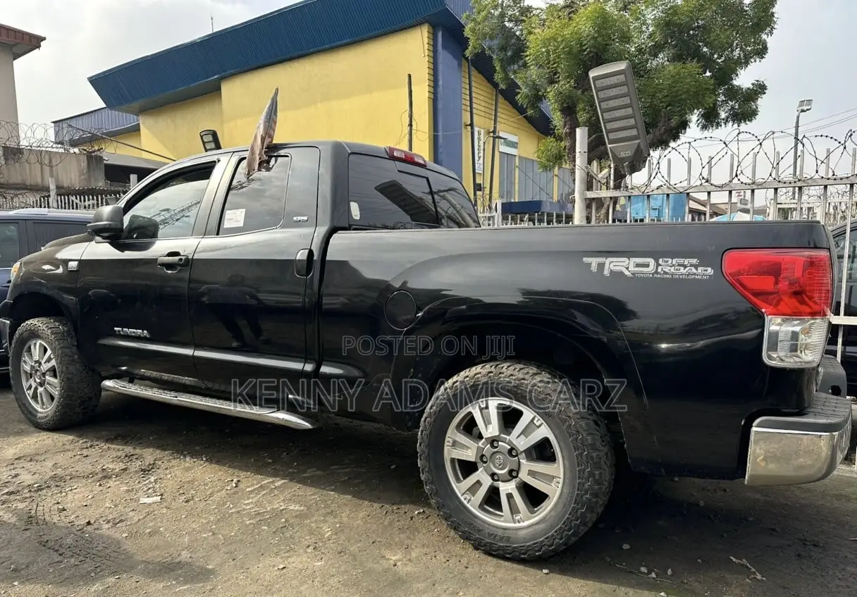 Toyota Tundra 2008 Black
