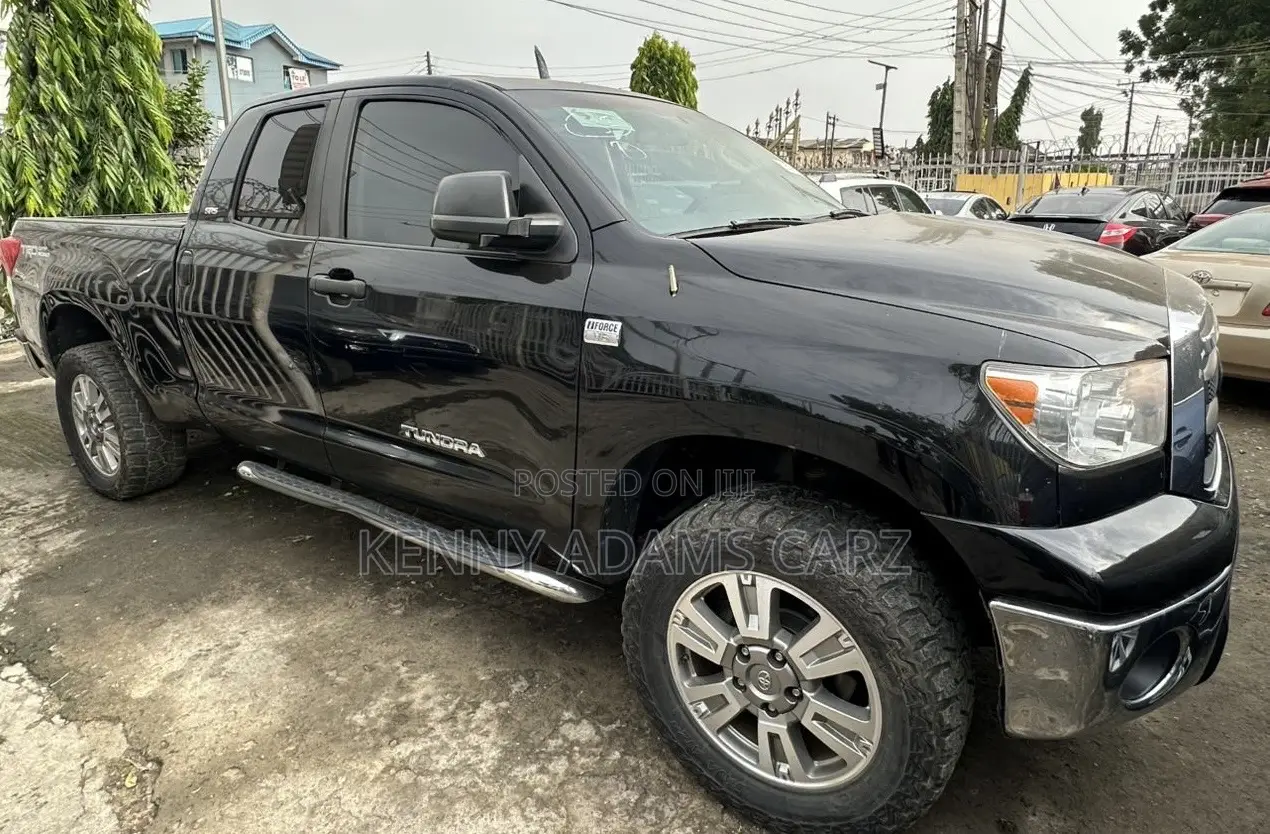 Toyota Tundra 2008 Black