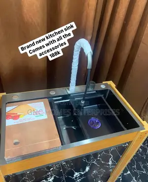 Kitchen Sink (With Complete Accessories)