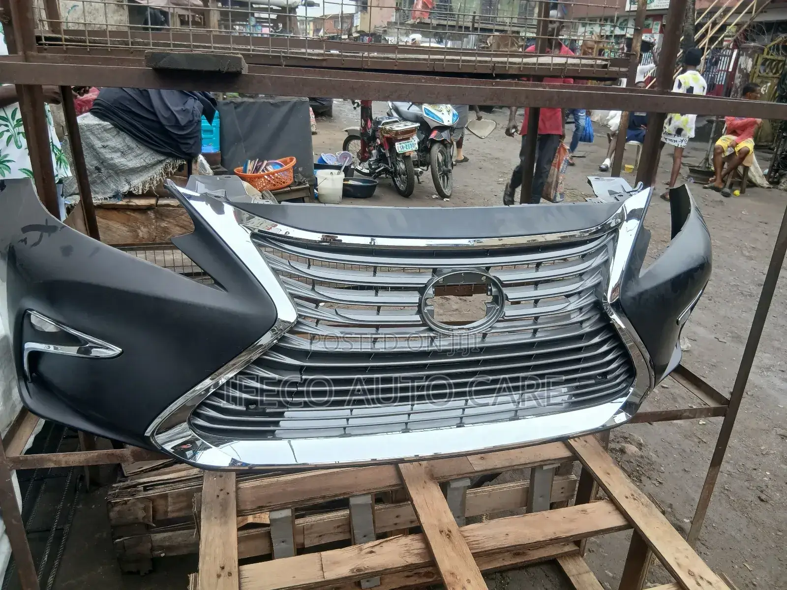 Complete Front Bumper Es 2018