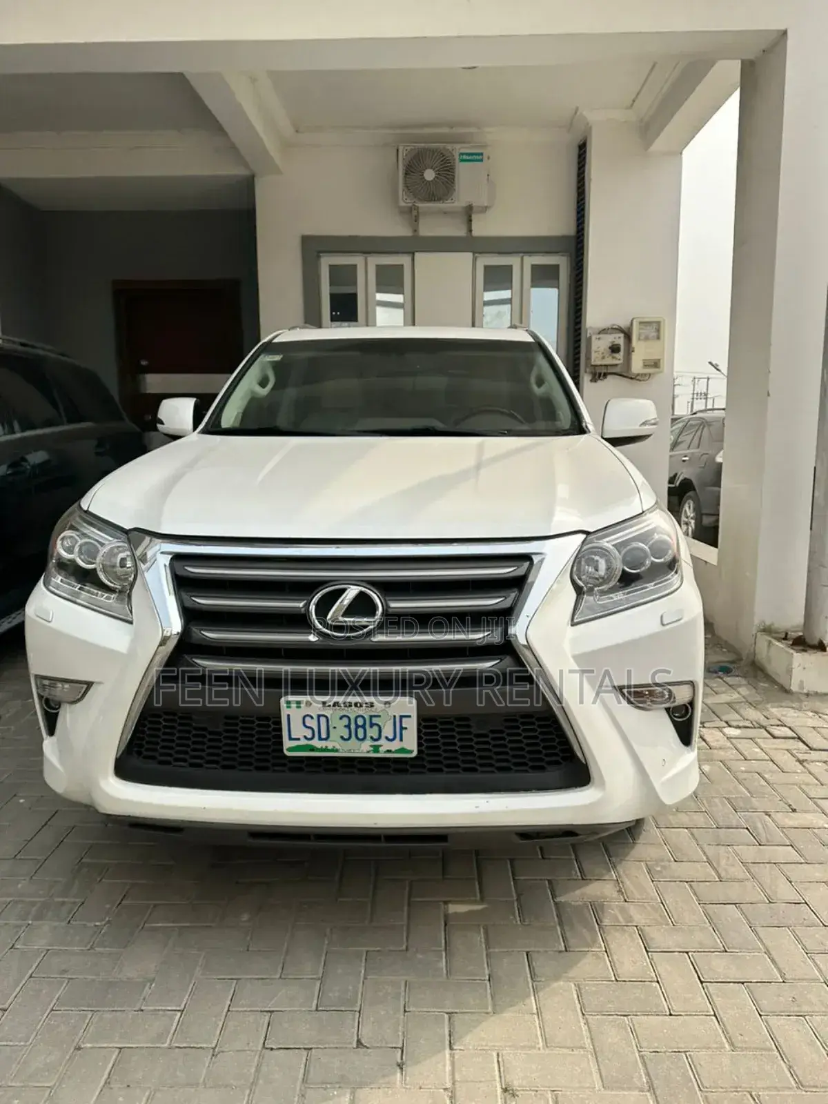 White SUV Lexus Gx460 for Rent - Car for Hire