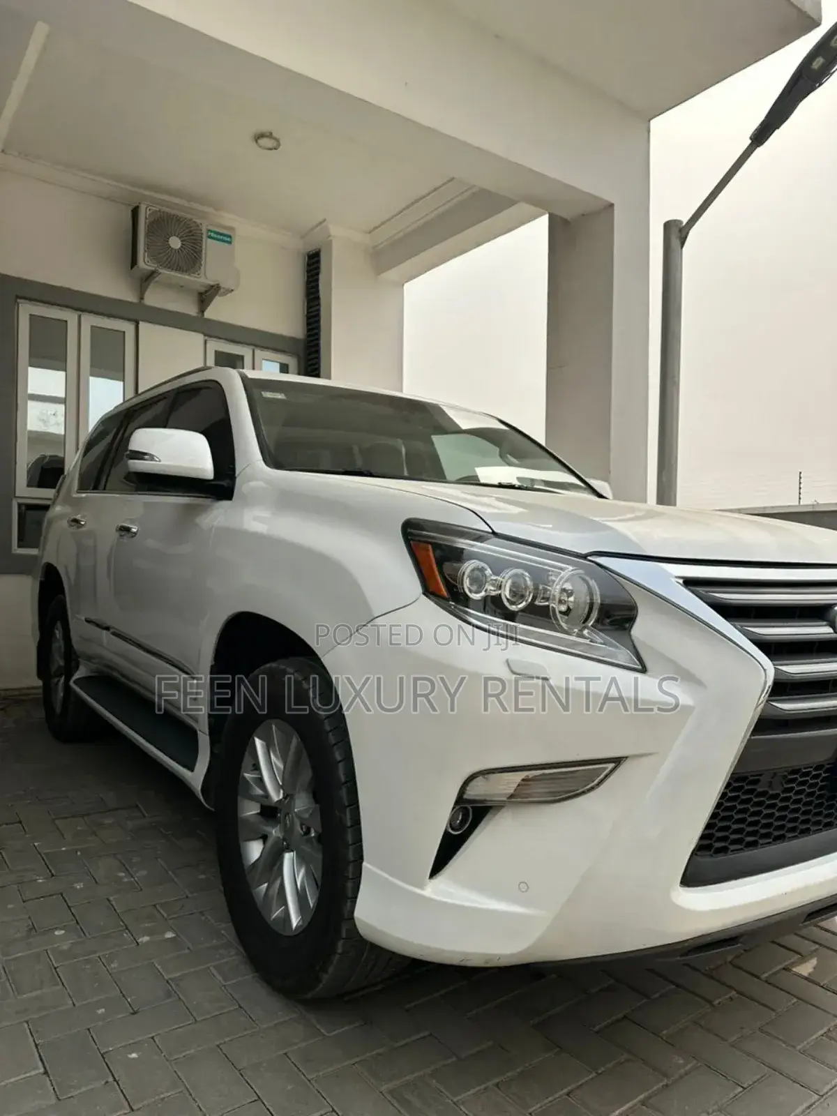 White SUV Lexus Gx460 for Rent - Car for Hire
