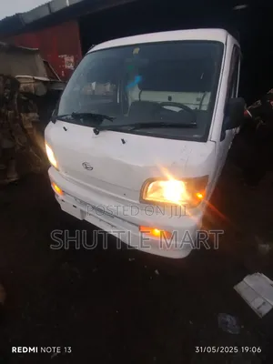 Daihatsu Hijet Truck 2004 White