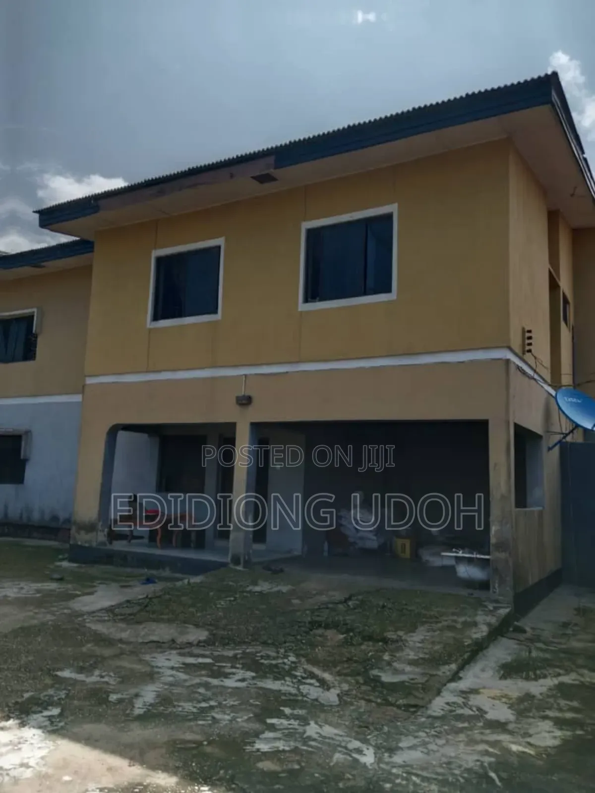 6bdrm Duplex in Ewet Housing Estate, for sale