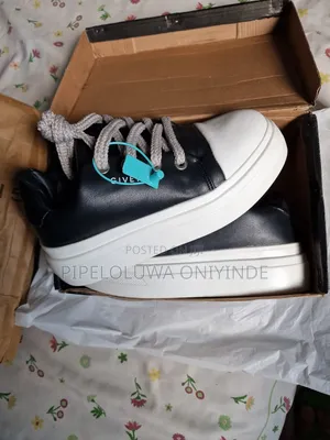 Givenchy Sneakers