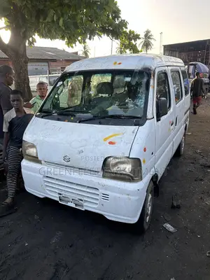 Suzuki Every 2009 White