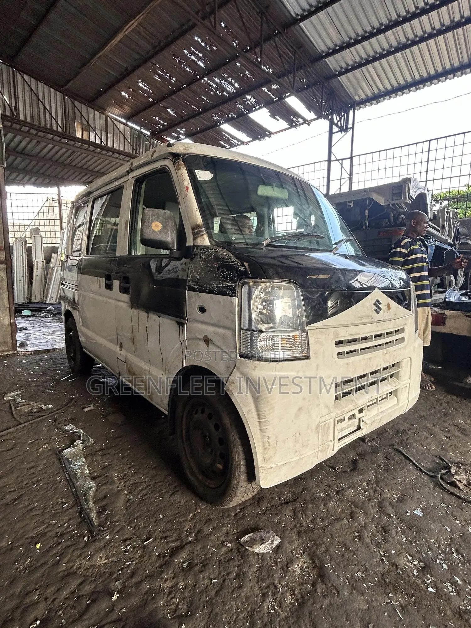 Suzuki APV Minibus 2013 White