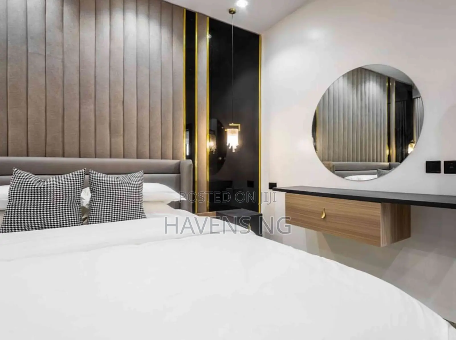 Luxe 2-Bedroom Duplex Apartment