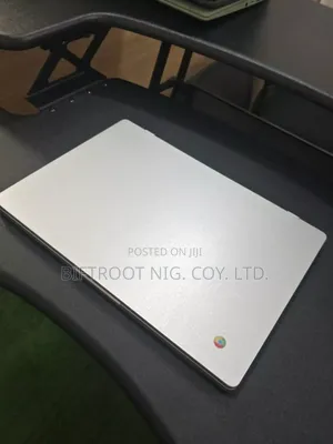 Photo - Laptop Samsung Chromebook 3 11 4GB Intel Celeron SSD 32GB
