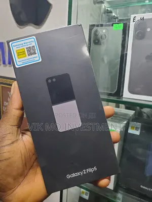 New Samsung Galaxy Z Flip5 512 GB