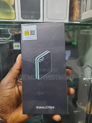 New Samsung Galaxy Z Flip6 512 GB Green