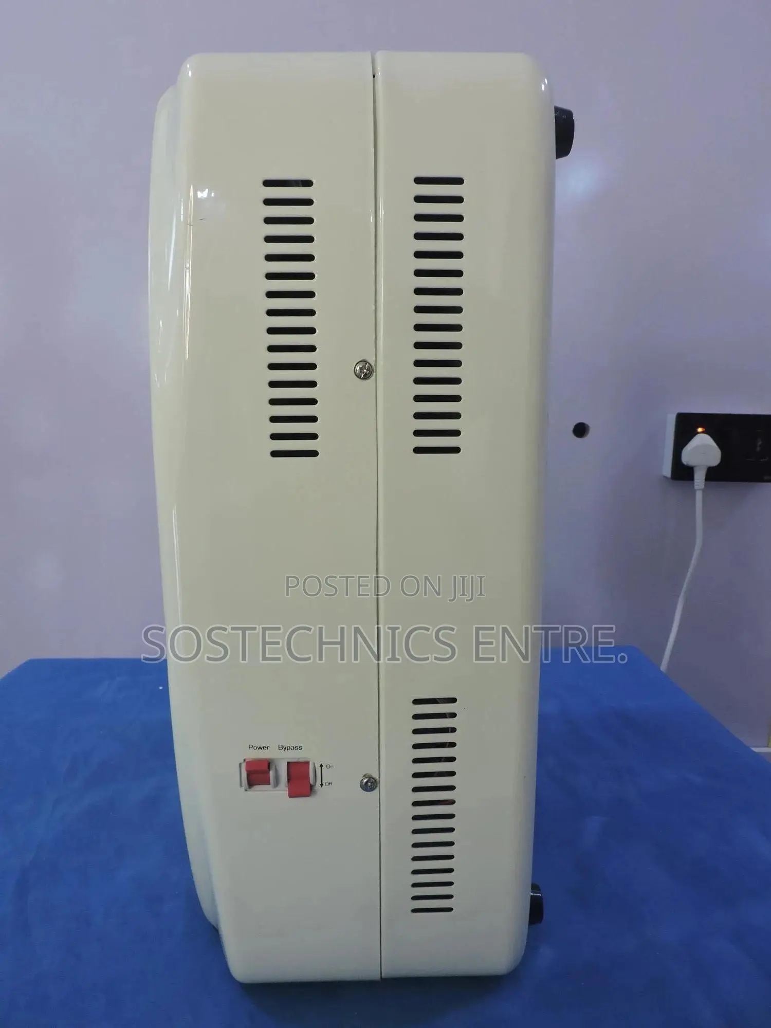 12kva Wall-Mount Relay Automatic Voltage Regulator