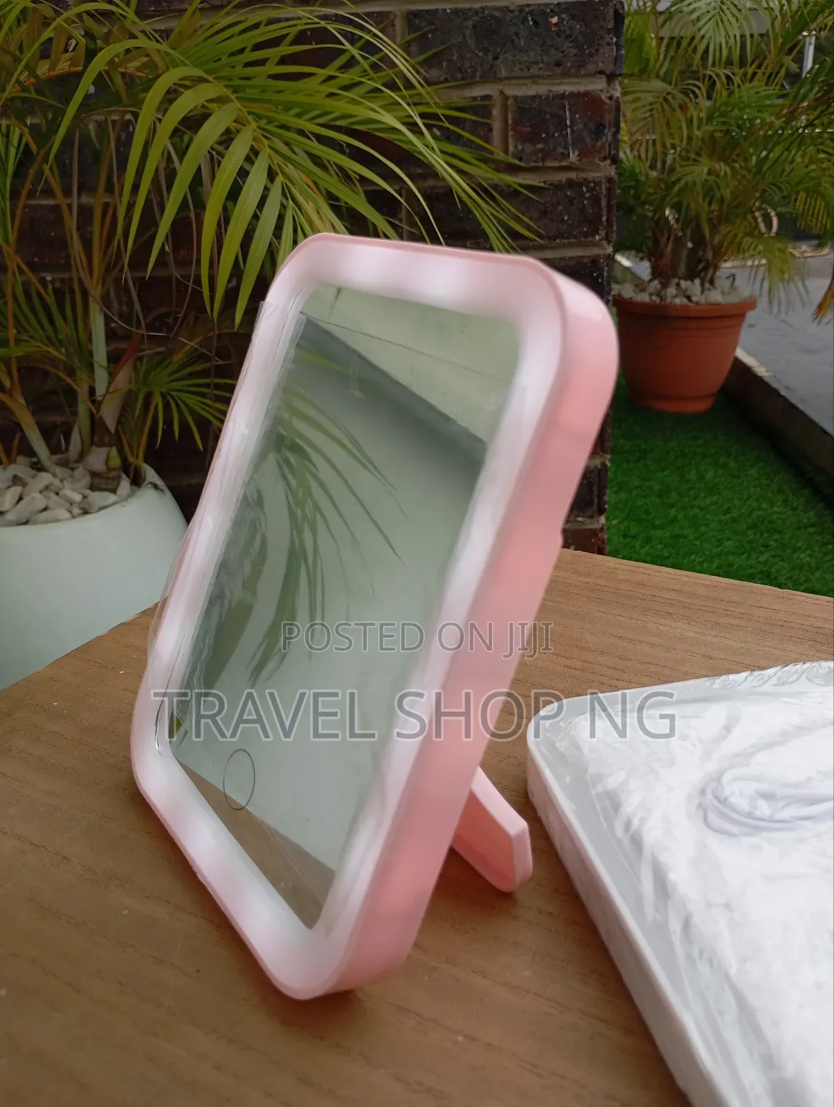 Led Travel Mirror With Usb