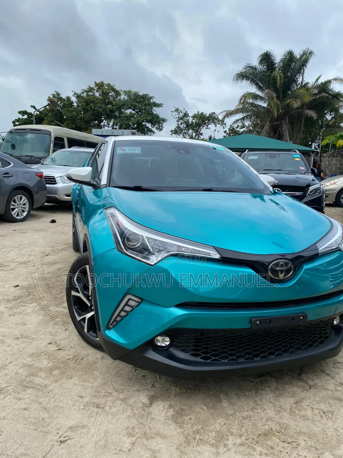Toyota C-HR XLE FWD Sport Utility (2.0L 4cyl 2AM) 2018 Green