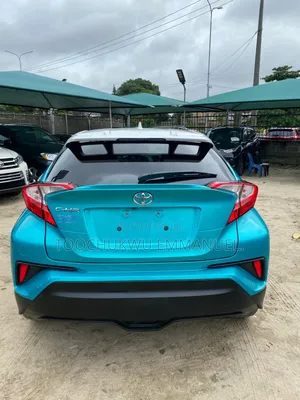Toyota C-HR XLE FWD Sport Utility (2.0L 4cyl 2AM) 2018 Green