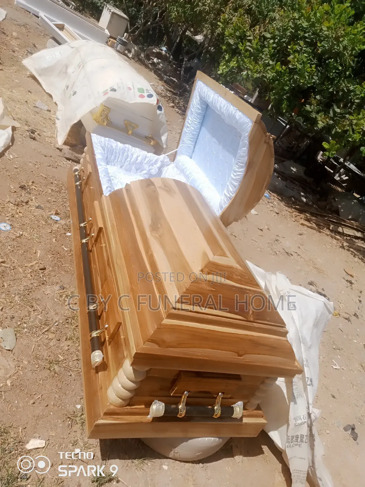 C by C Casket