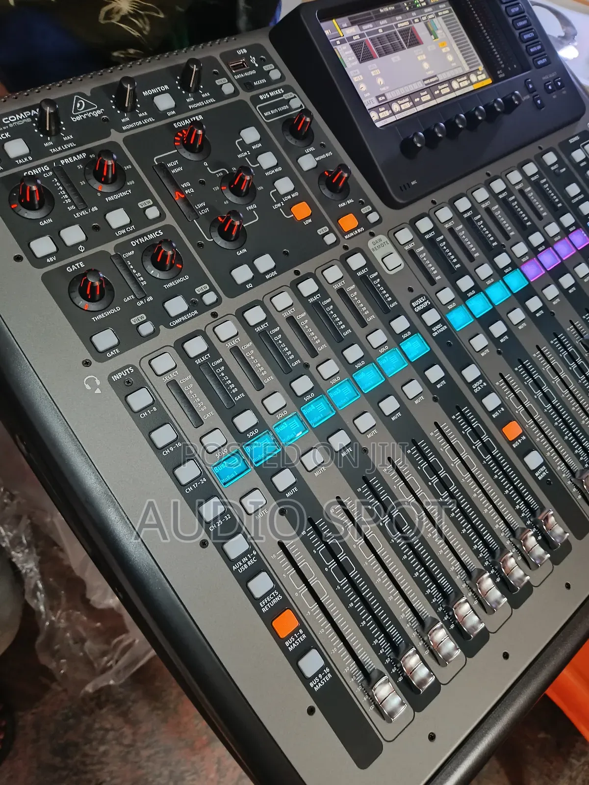 Original Behringer Digital Mixer Model X32 Compact