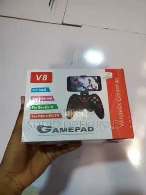 V8 Wireless Controller Pad