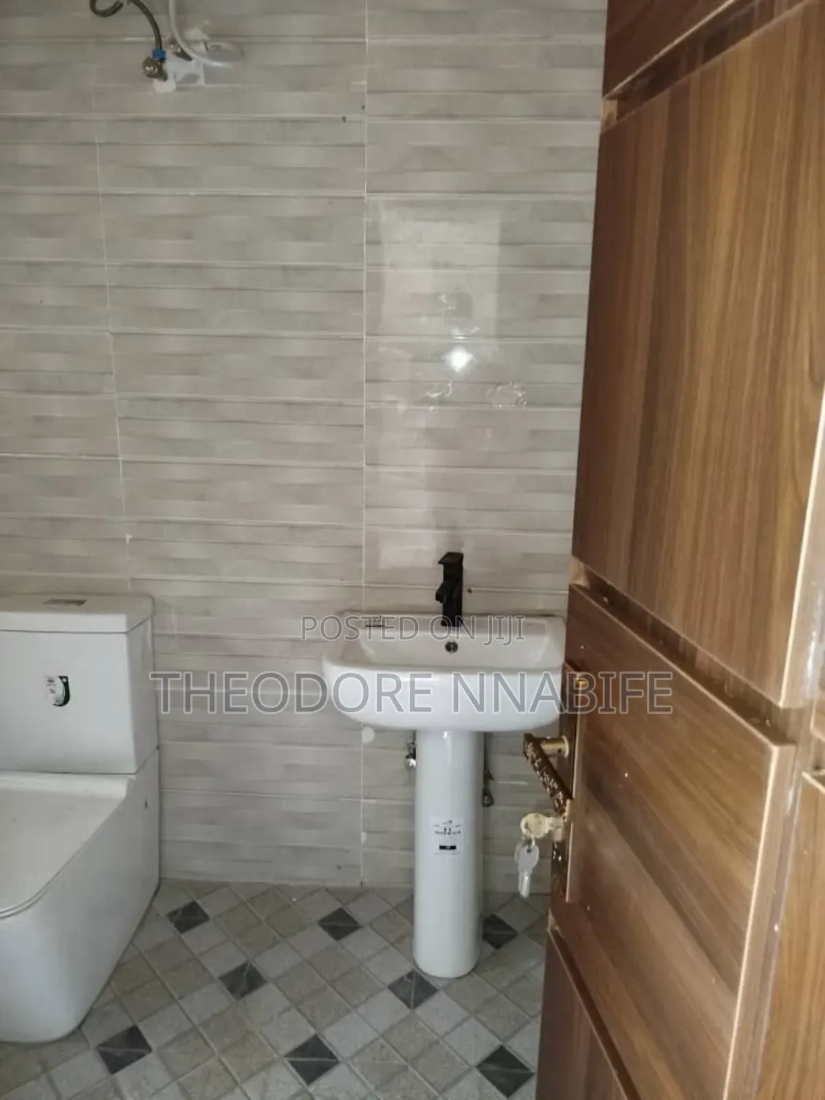 5bdrm Mansion in Awuse Opebi for rent