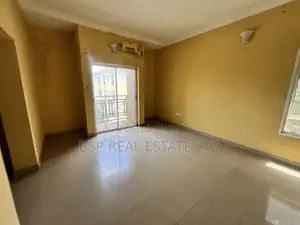 3bdrm Apartment in 300 Wuse 2 for rent