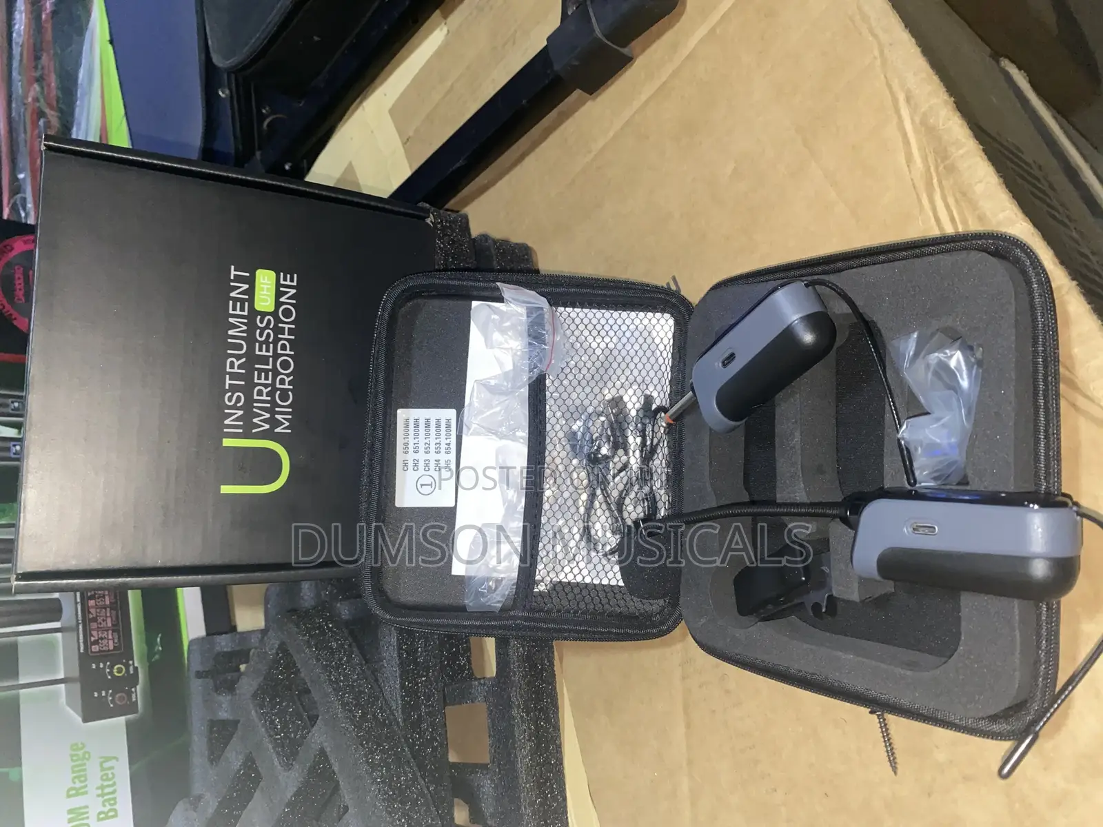 Saxophone Wireless Mic Uhf