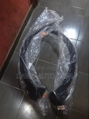 Fender Chrom Hyundai Santafe 2012 Available