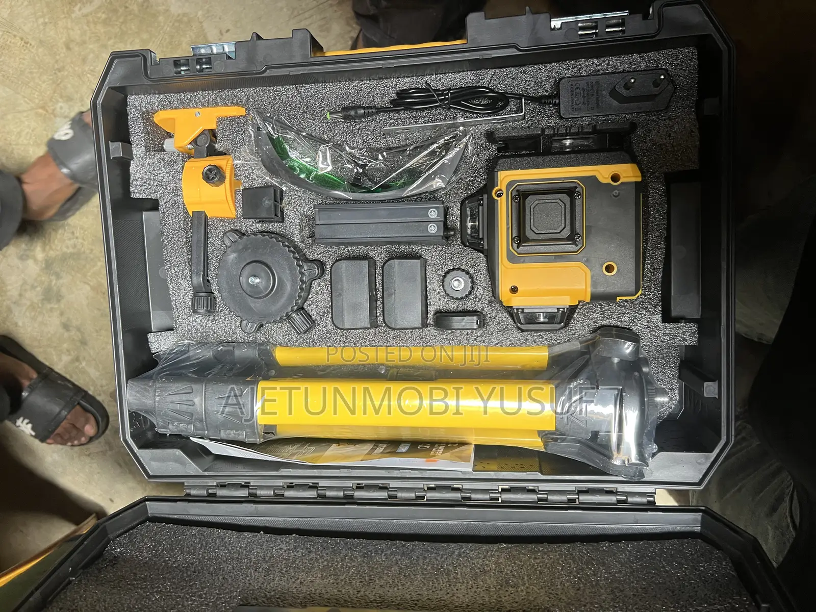 Laser Level Machine