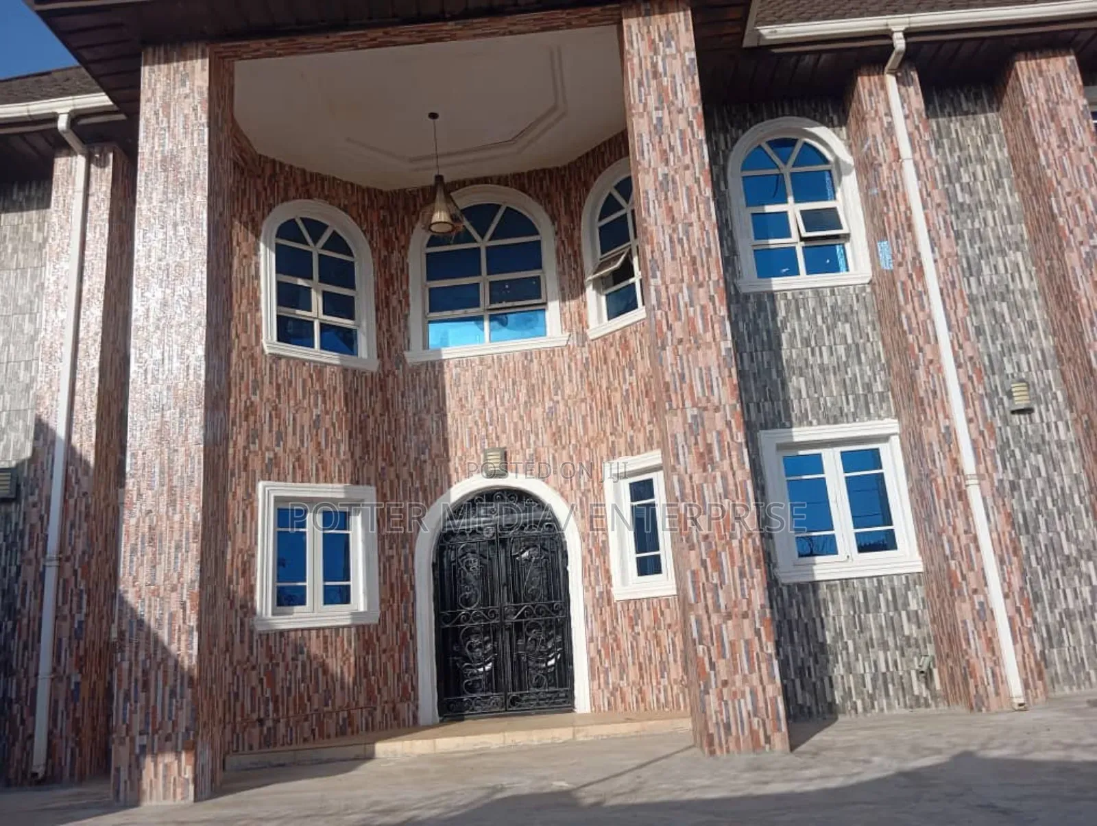 4bdrm Mansion in Opic Estate Agbara for sale