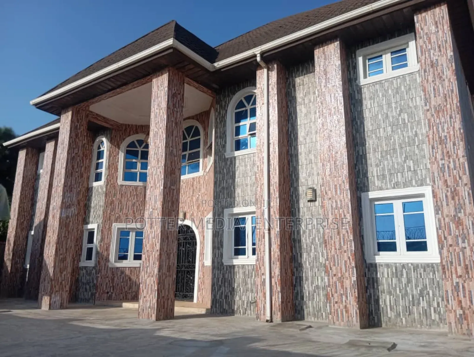 4bdrm Mansion in Opic Estate Agbara for sale