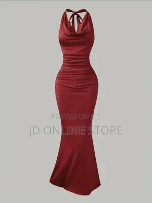 Photo - Sexy Bodycon Knit Fabric Drape Dress