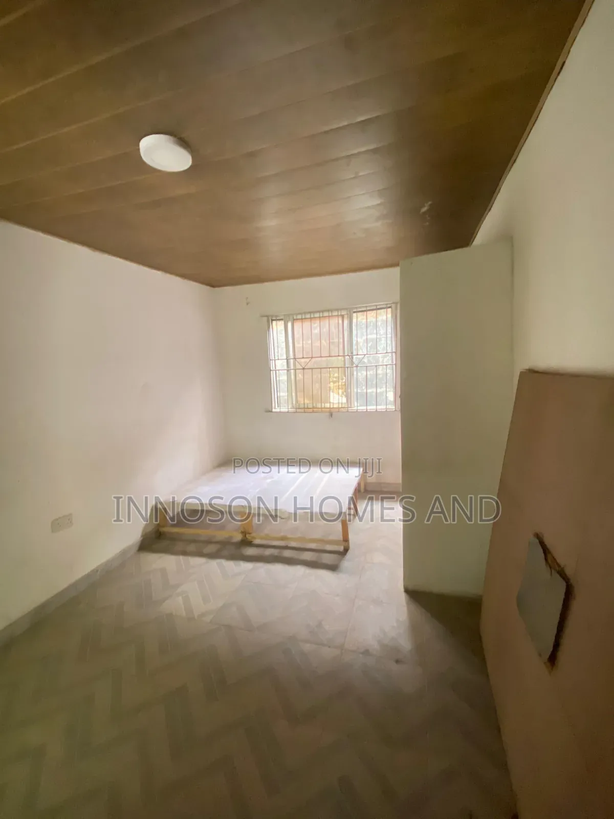 Mini Flat in Lekki Scheme 2 for rent