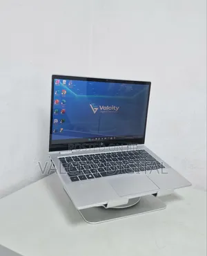 Laptop HP EliteBook 830 G8 32GB Intel Core i7 SSD 512GB