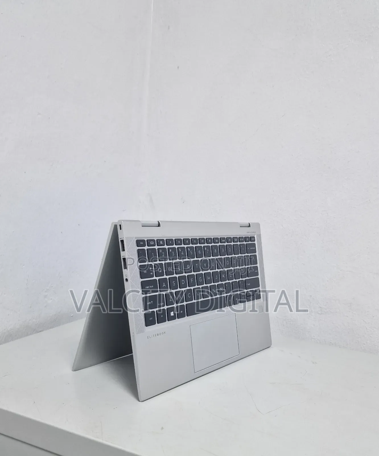 Laptop HP EliteBook 830 G8 32GB Intel Core i7 SSD 512GB