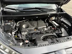 Toyota RAV4 XLE AWD 2020 Gray