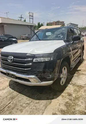 New Toyota Land Cruiser 2025 Black