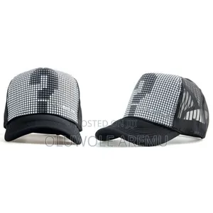 Questone Trucker Face Cap