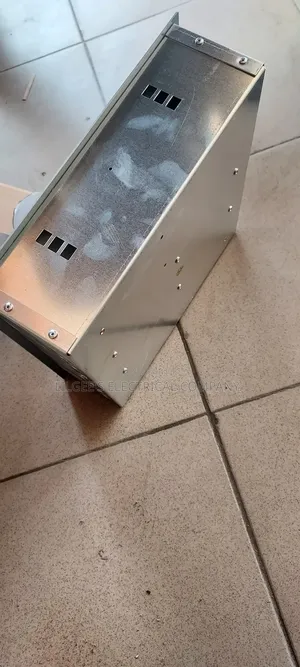Original Floor Outlet Box With Four Socket and Four Data .