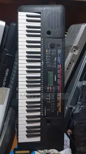 Original Neat PSR E 263 Yamaha London Used Keyboard