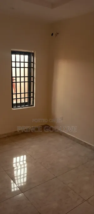 2bdrm Block of Flats in Rockville Estate, Dawaki for rent