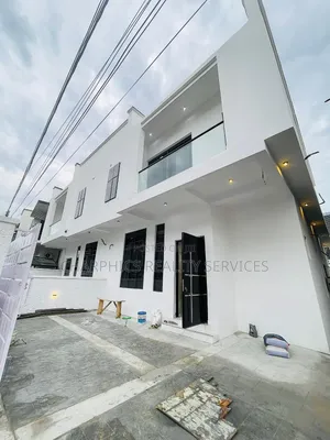 4bdrm Duplex in Ikota for sale