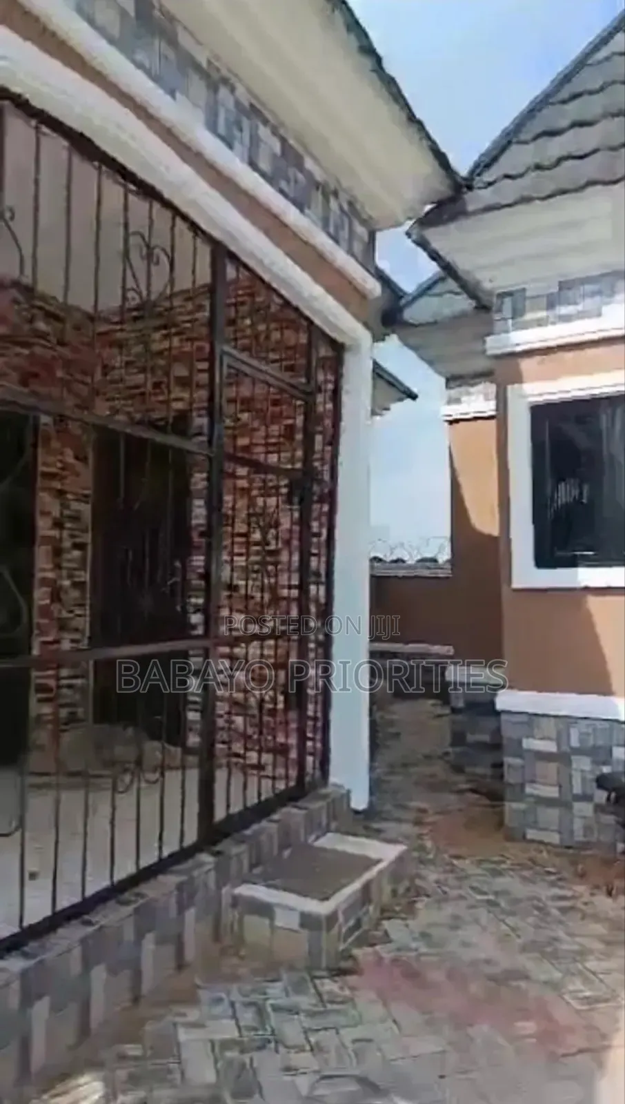 5bdrm House in Benin City for sale
