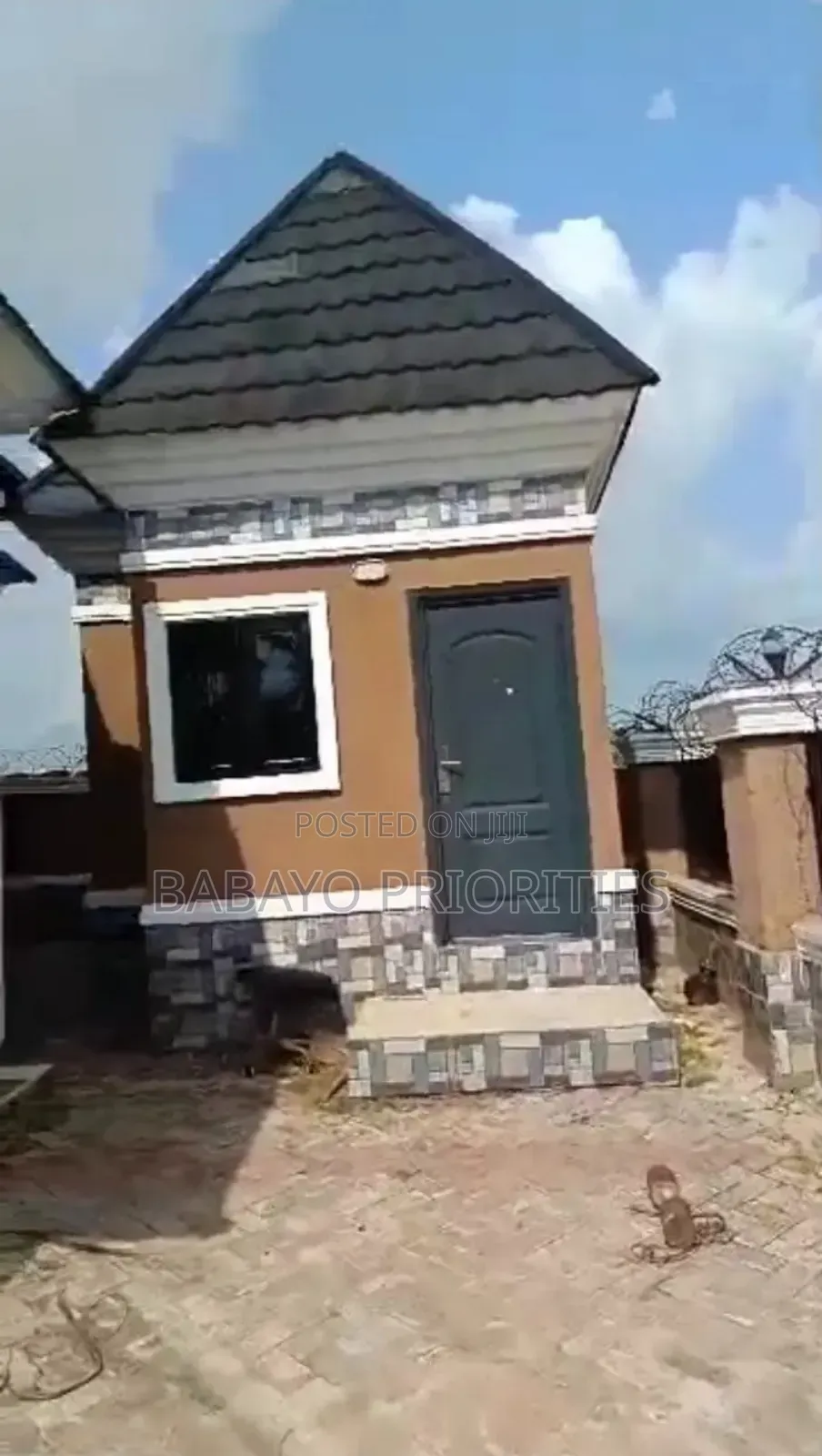 5bdrm House in Benin City for sale