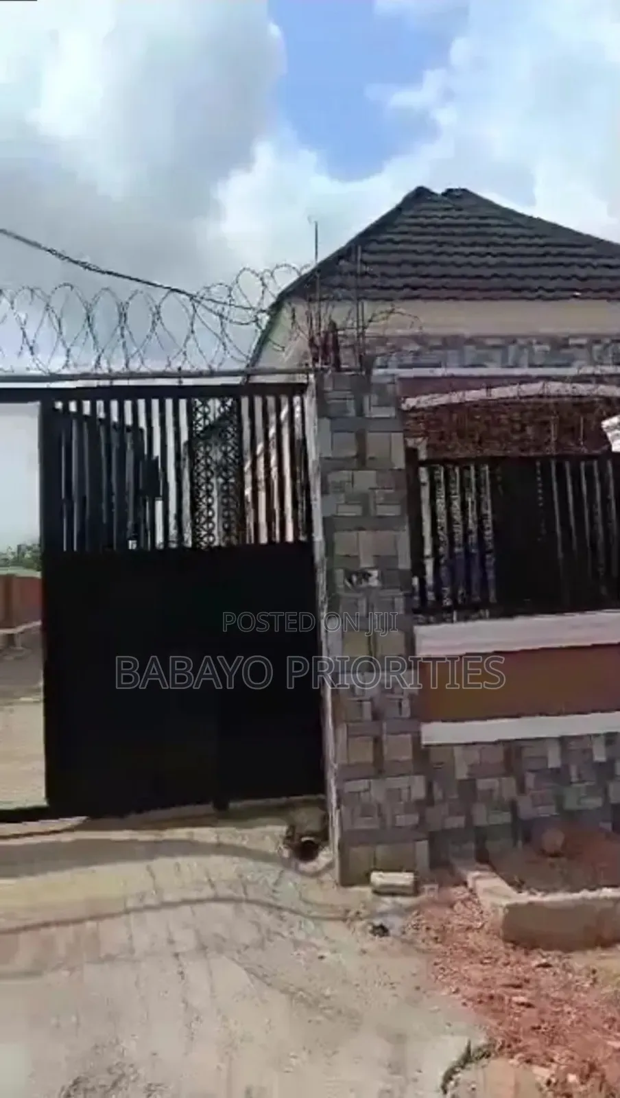 5bdrm House in Benin City for sale