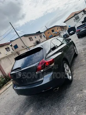 Toyota Venza LE AWD V6 2013 Gray